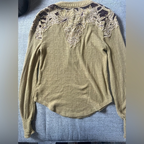 Free People Lace Henley - Picture 4 of 7